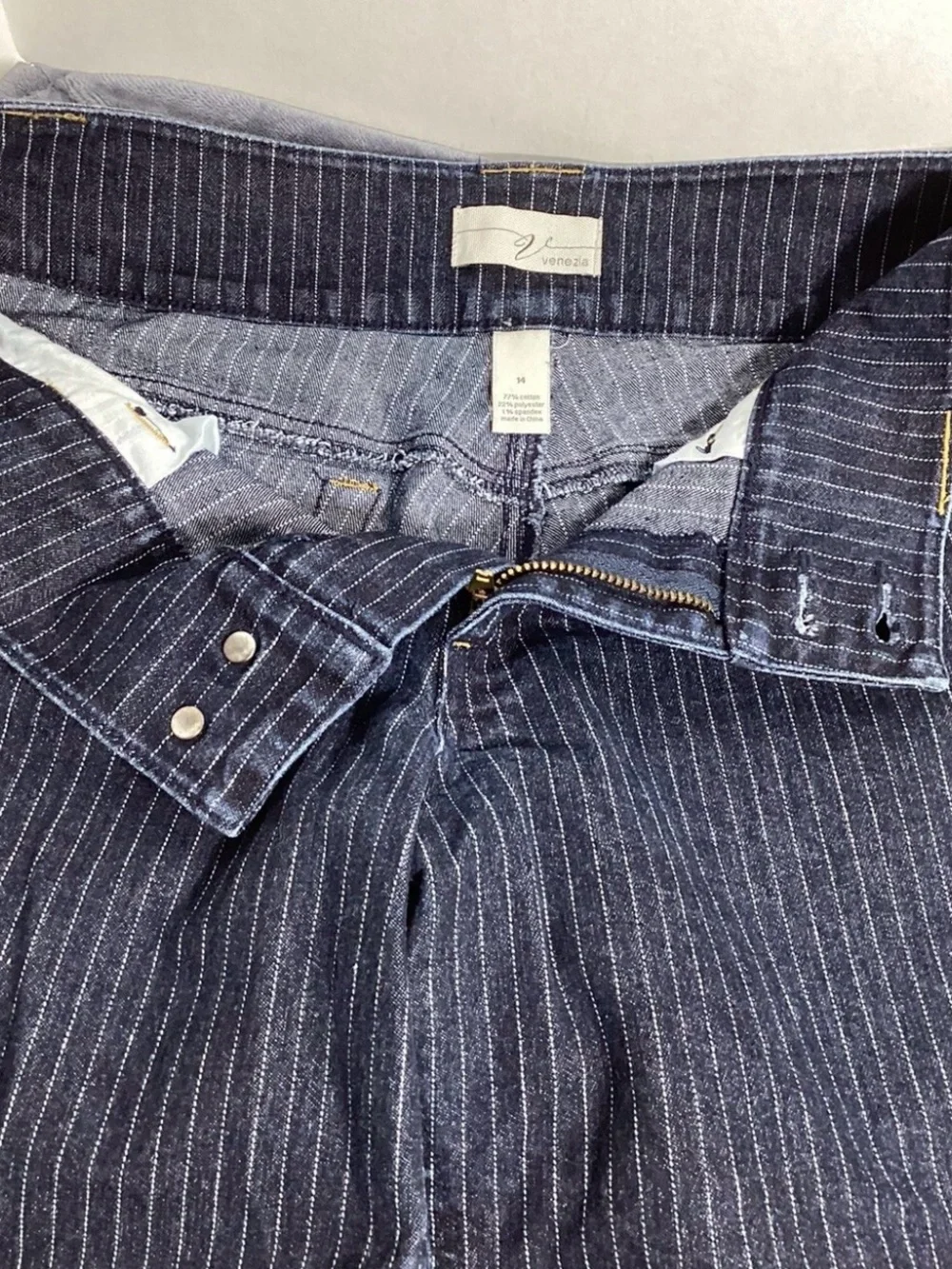 Venezia Striped Navy Women’s Bermuda Shorts